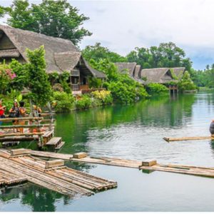 BAMBOO RAFTING