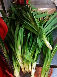 Dahon ng Pandan (Pandan Leaves)